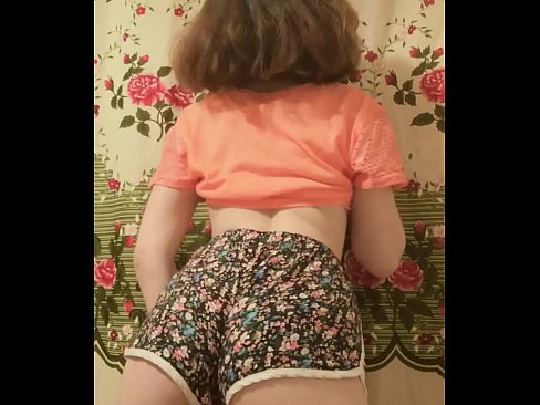 ❤️ Neska gazte sexy galtzak kentzen kameraren aurrean ❌ Kalitatezko sexua %eu.liporno.ruan ❌