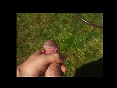 ❤️ Hottie beroa bere pussy arrosa izorratu egiten du eta udako lorategi batean squirt batekin esperma egiten du ❌ Kalitatezko sexua %eu.liporno.ruan ❌